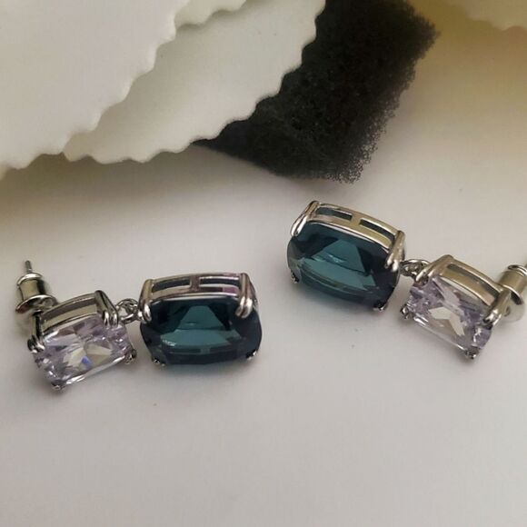 Deep Sea Blue & White Dangle Stud Sapphire Earrings on 925 Silver - Picture 5 of 7